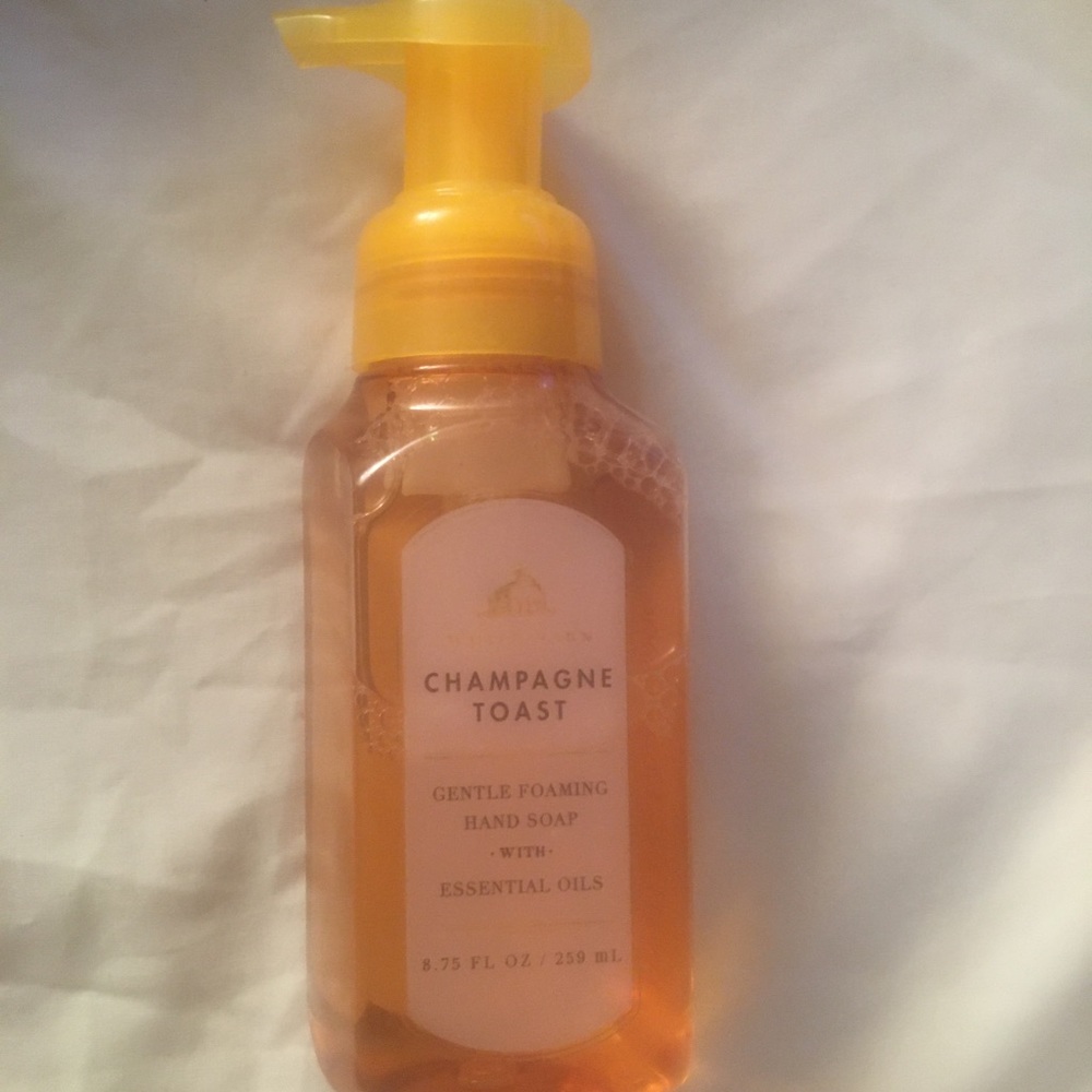 Champagne Toast  Gentle Gel Hand Soap 8 oz Bath &